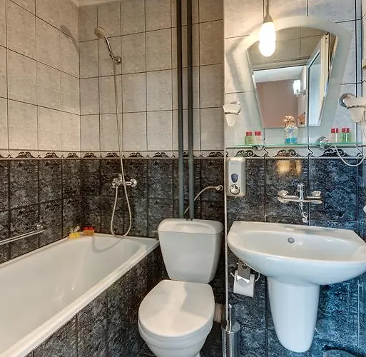 酒店 Family Prestige