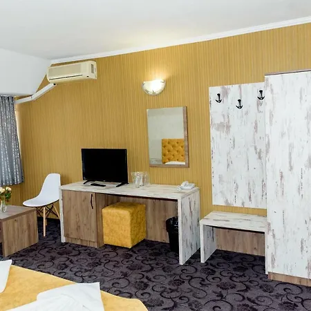 Family Prestige 3* Burgas City